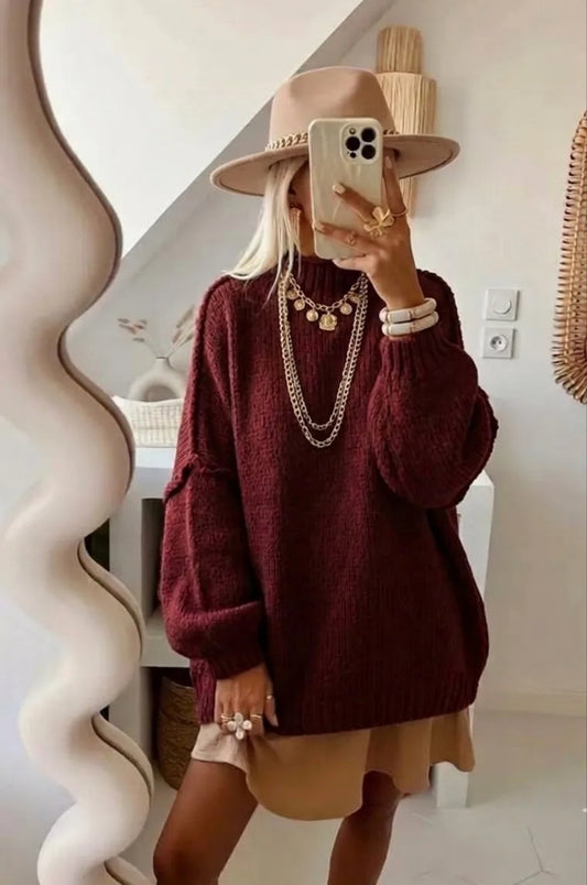 Pull bordeaux à col montant et manches bouffantes