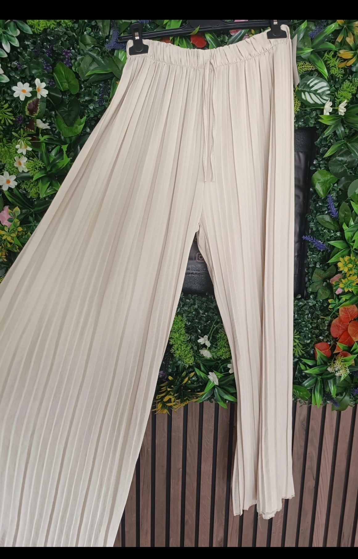 Pantalon Plissé Femme | Fluide & Stretch | 95% Viscose | Made in Italy — Taille Unique 40-50