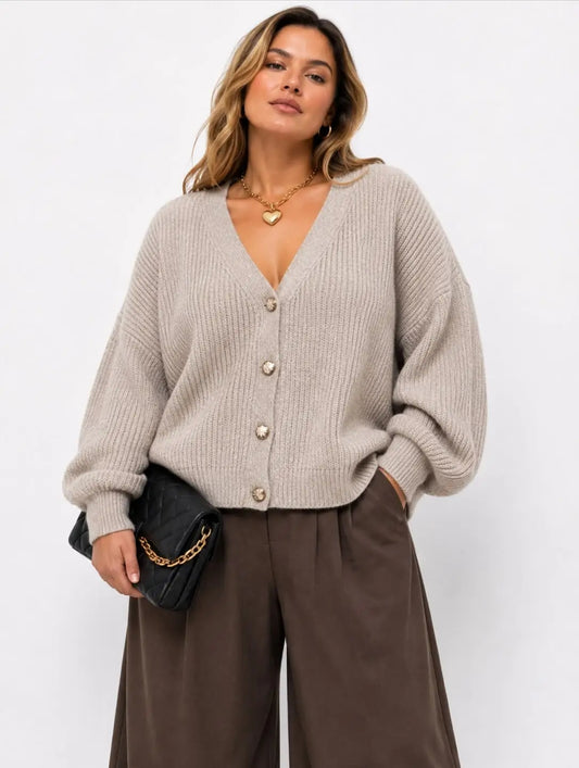 Gilet oversize taupe ou beige à boutons dorés